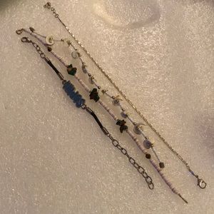 Lot of 4 bracelet
